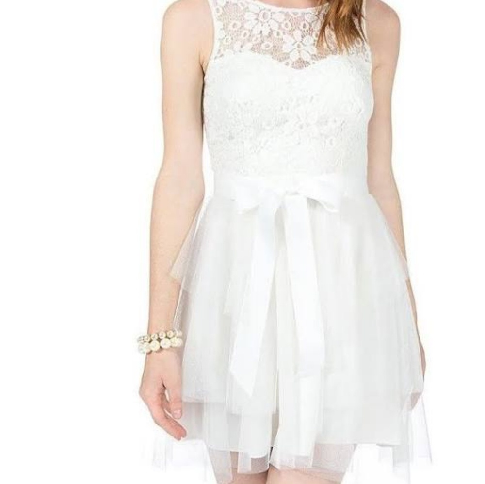 Lace Illusion Top Tiered Mesh Skirt Party Dress